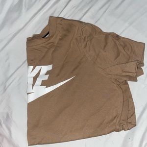 Nike tan short sleeve T shirt